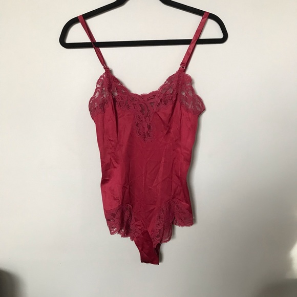 Vintage red lace bodysuit lingerie 🌹💋 - Picture 2 of 4